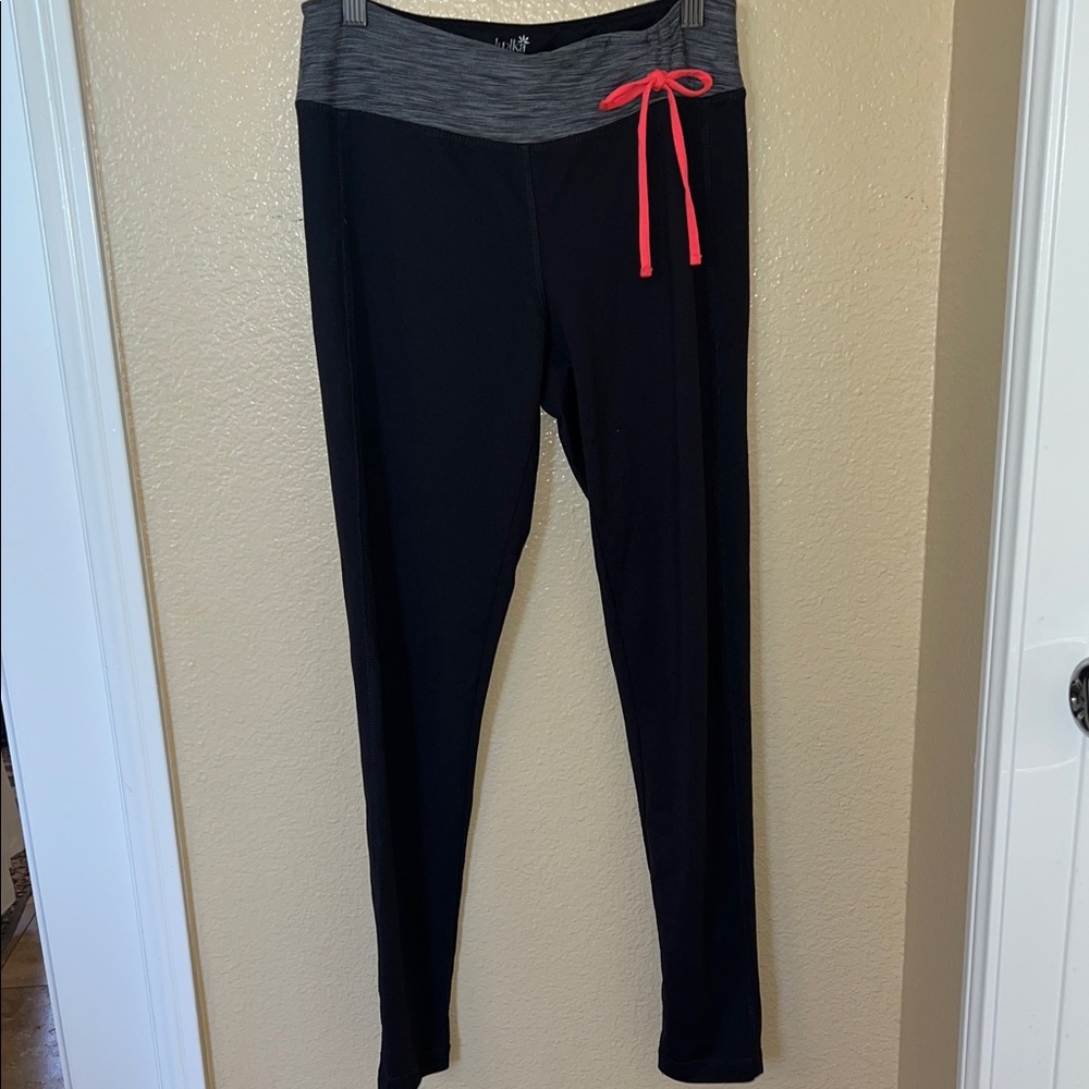 Lukka Black and Gray Leggings with Red Accent